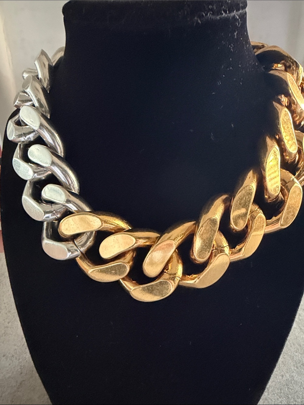 H&M X Stella McCartney Two-Tone Necklace - Picture 7 of 9